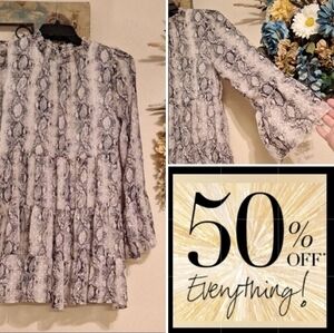 Altar'd State Monochrome Snakeskin Long Sleeve Dress. Great Condition Size Large